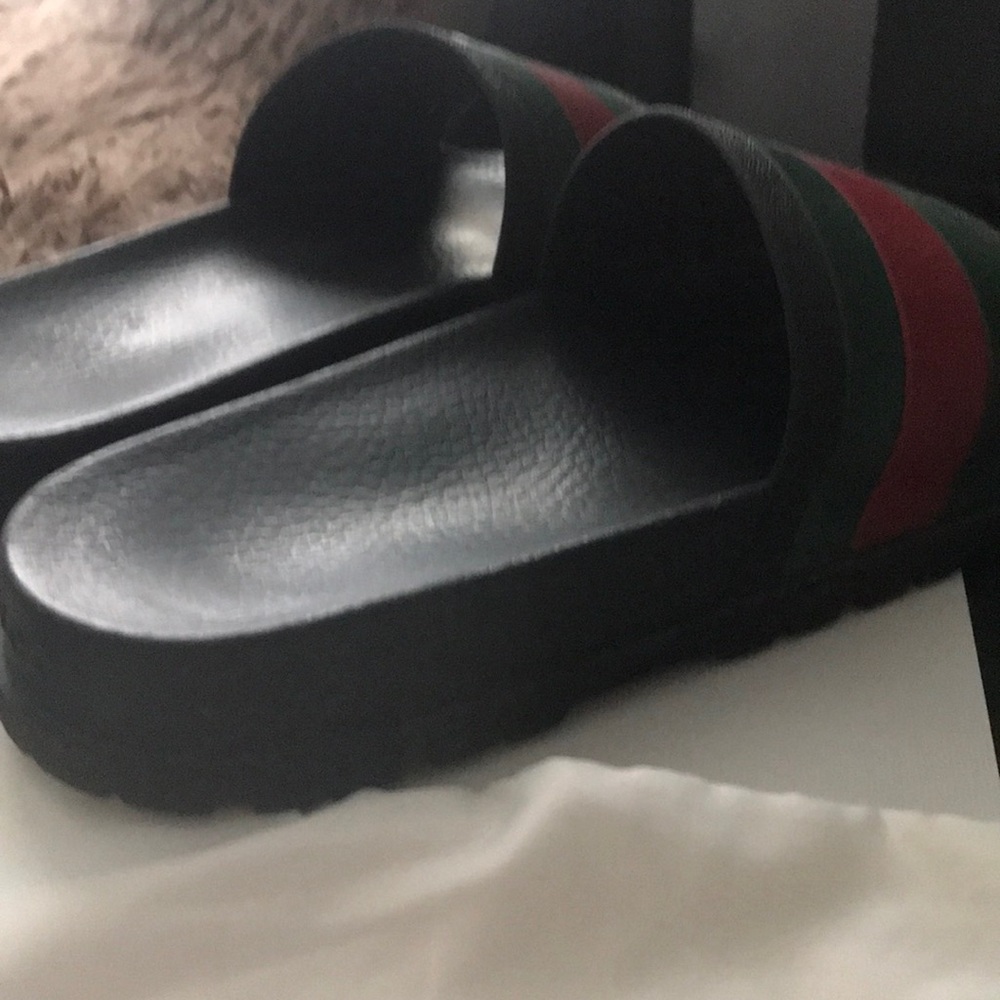 Gucci Flip Flops - size 44 - Picture 2 of 5